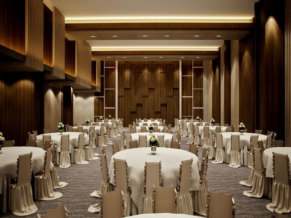 Aston Sidoarjo City Hotel & Conference Center Dış mekan fotoğraf