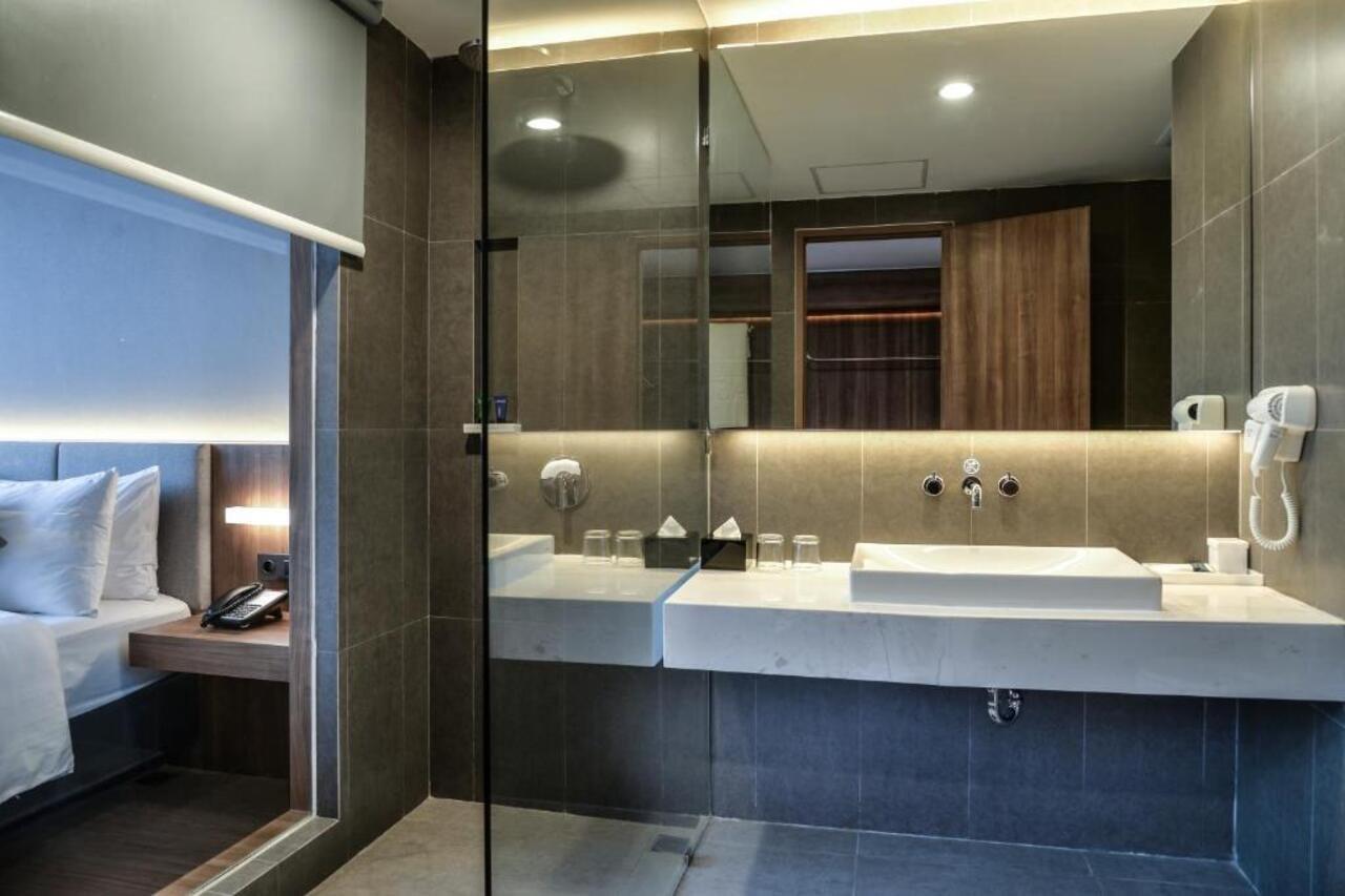 Aston Sidoarjo City Hotel & Conference Center Dış mekan fotoğraf